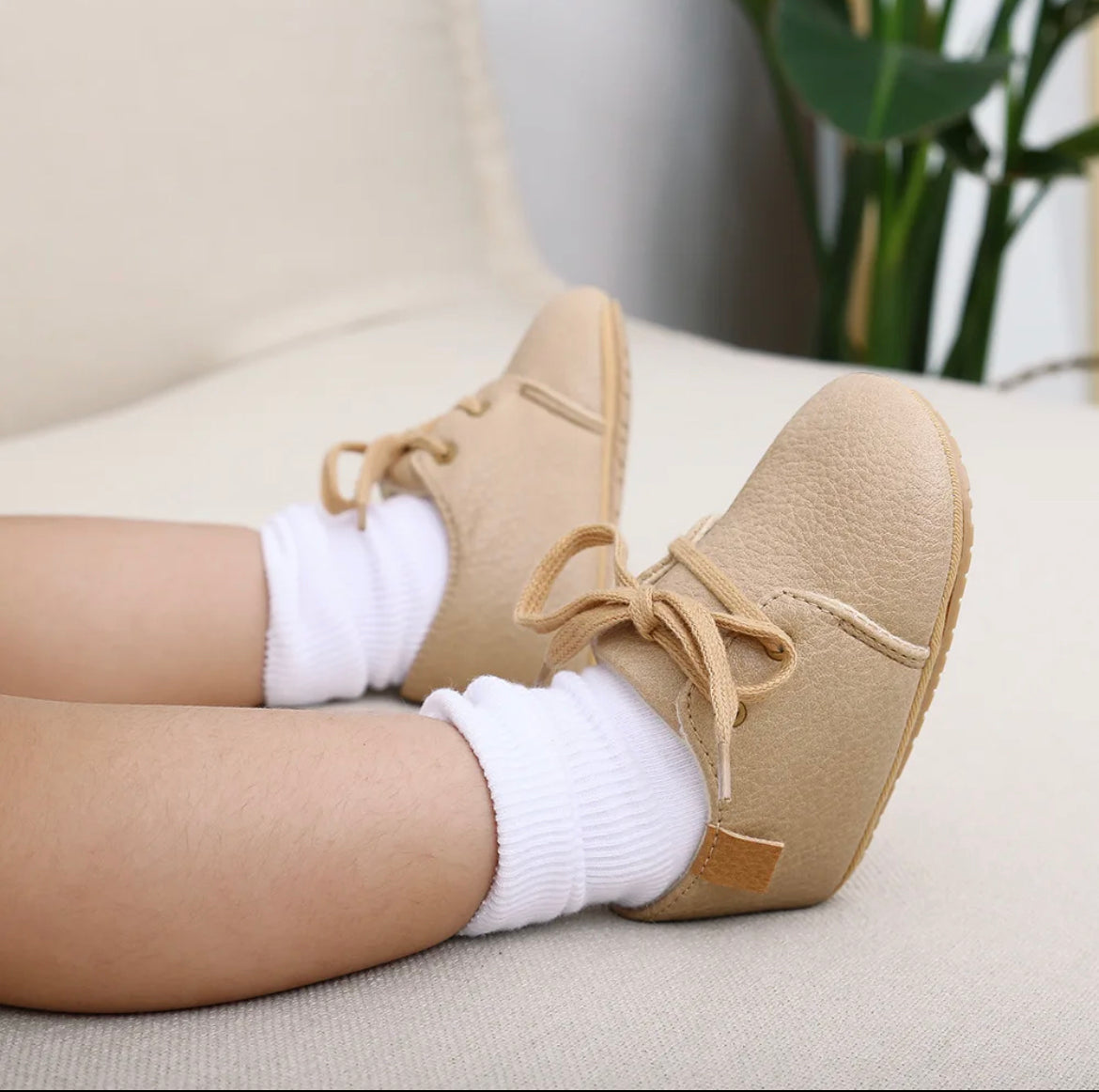 Leather Baby shoe with laces