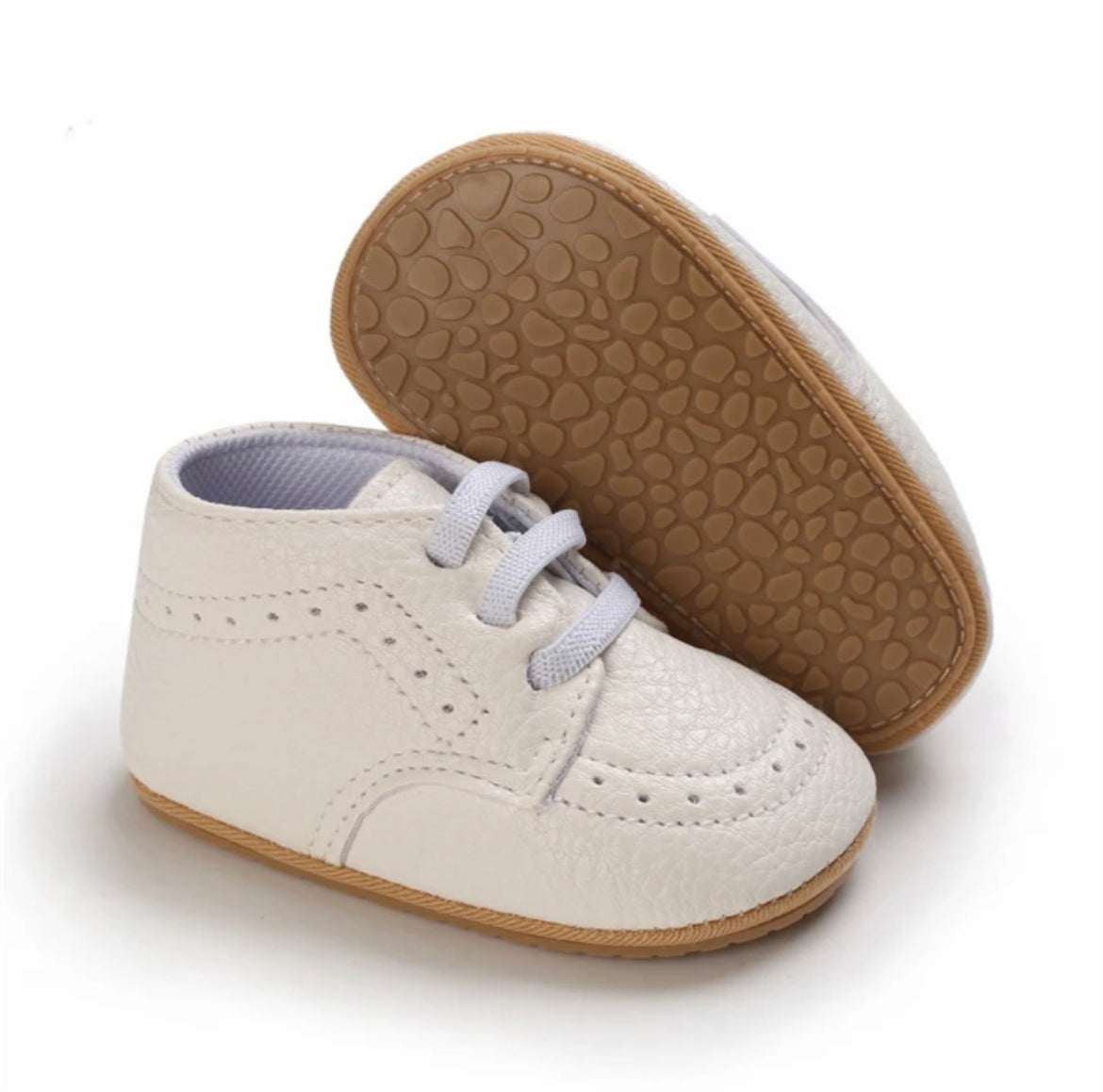 Leather baby shoe with elastic