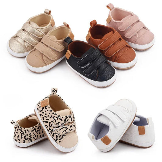 Velcro baby shoes